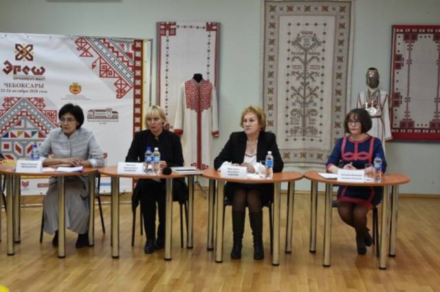 Состоялась пресс-конференция по вопросам проведения Дня чувашской вышивки и Орнамент-феста «Эреш»