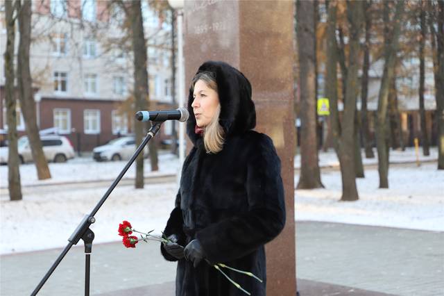 Ирина Кириллова приняла участие в торжественном мероприятии, посвященном 121-летию со дня рождения Михаила Сеспеля