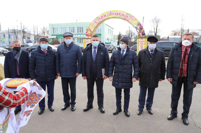Н.Малов и П.Краснов приняли участие в праздничном мероприятии Комсомольского района, посвященном Дню работника сельского хозяйства