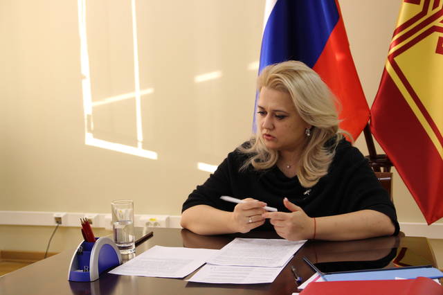 Алла Салаева приняла участие во Всероссийском форуме «Новая образовательная среда 20/21»