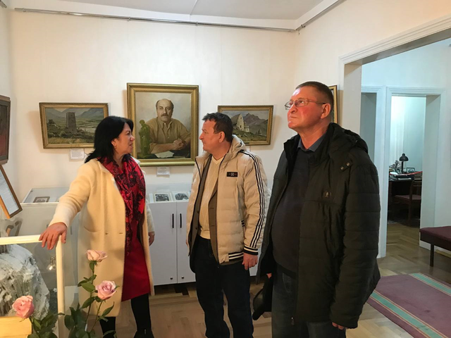 Народный поэт Чувашской Республики Валерий Тургай посетил Дом-музей К. Кулиева