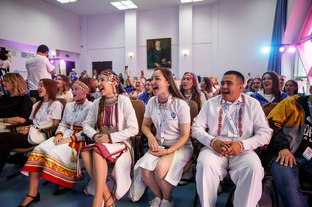 В Чебоксарах открылся Всероссийский межнациональный  молодежный лагерь «Диалог культур»