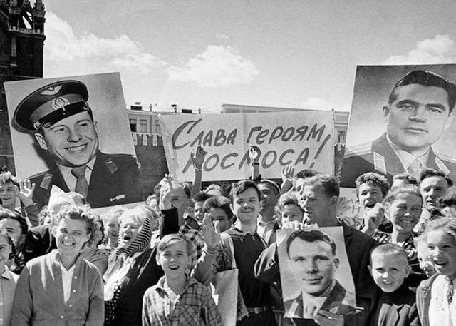 Газета "Советская Чувашия": Орбиты земные и небесные: Вспоминая Андрияна Николаева