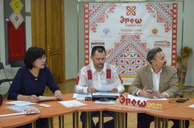 Орнамент-фест «Эреш» завершился работой круглого стола