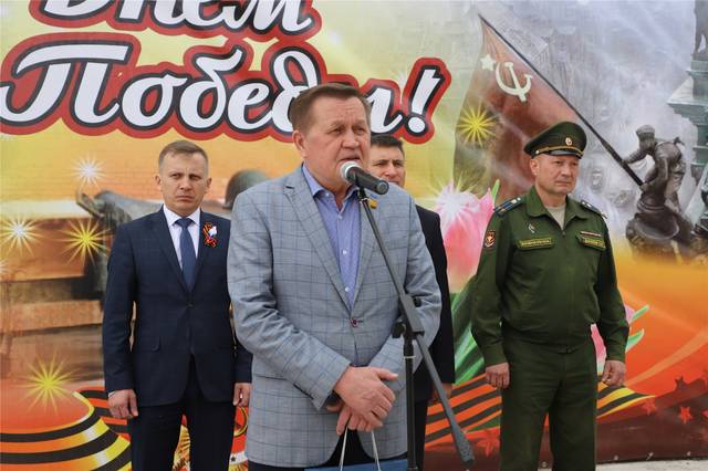 Петр Краснов принял участие в торжественных мероприятиях, посвященных 76-ой годовщине Победы в Великой Отечественной войне 1941-1945 годов